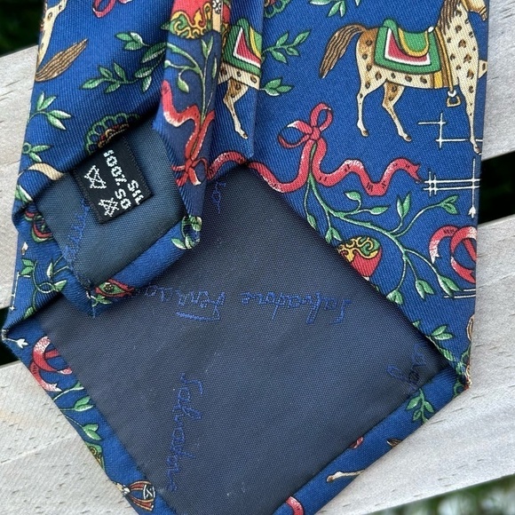 Salvatore Ferragamo Silk Tie | Equestrian Horse Motif | Made in Italy - Picture 3 of 5